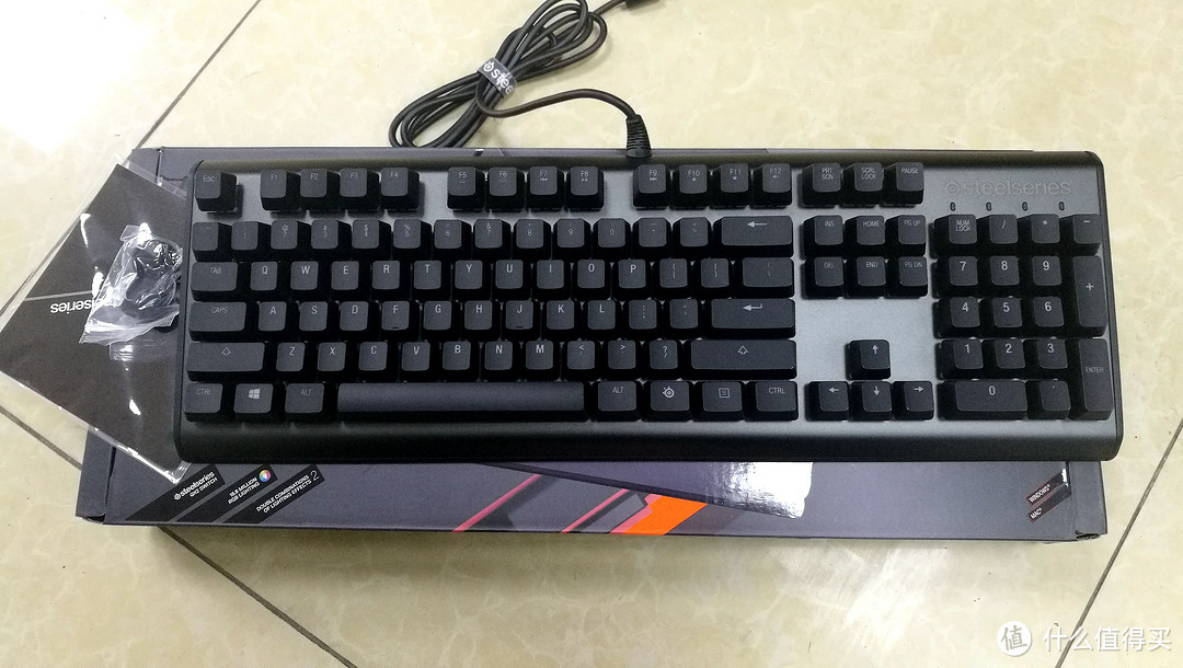 为了灯购入钢厂 — steelseries 赛睿 APEX M650 电竞机械键盘 简评