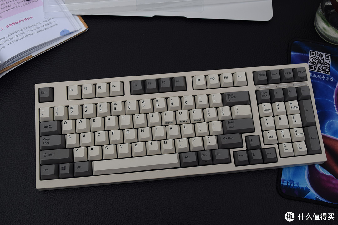 听说在日本office人手一台：Leopold 利奥博德 FC980C 静电容键盘 开箱