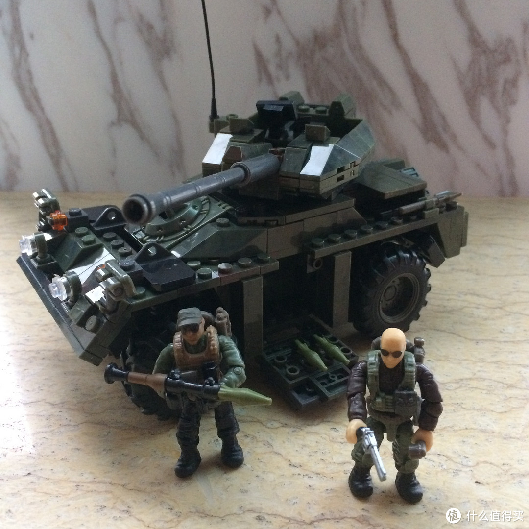 Mega Bloks 美高 APC Invasion装甲车