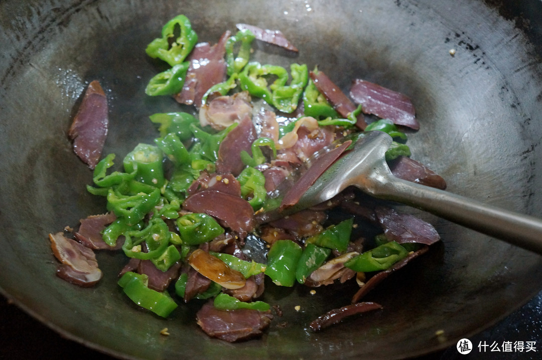 分享三个下酒菜：蚝油牛肉、口味爆辣猪舌&小炒卤五花