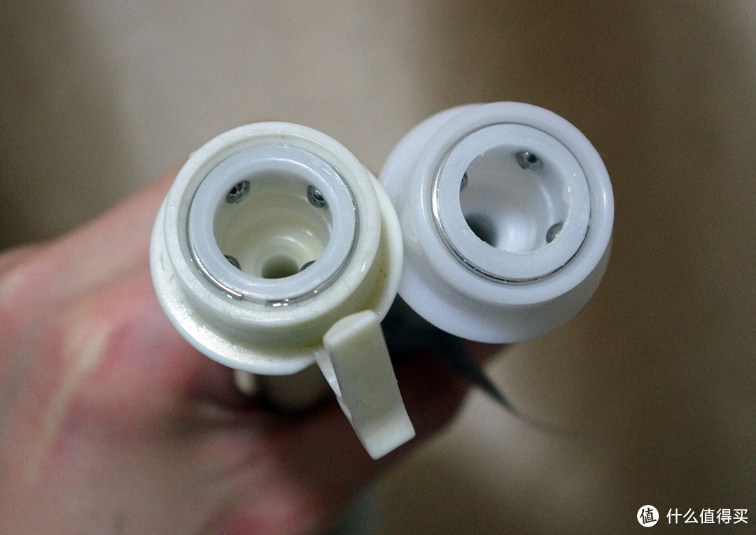 精确投放与低残留是亮点,细节仍有打磨空间 —— Hisense 海信XQG90-B1405YFIJ 滚筒洗衣机 详细评测