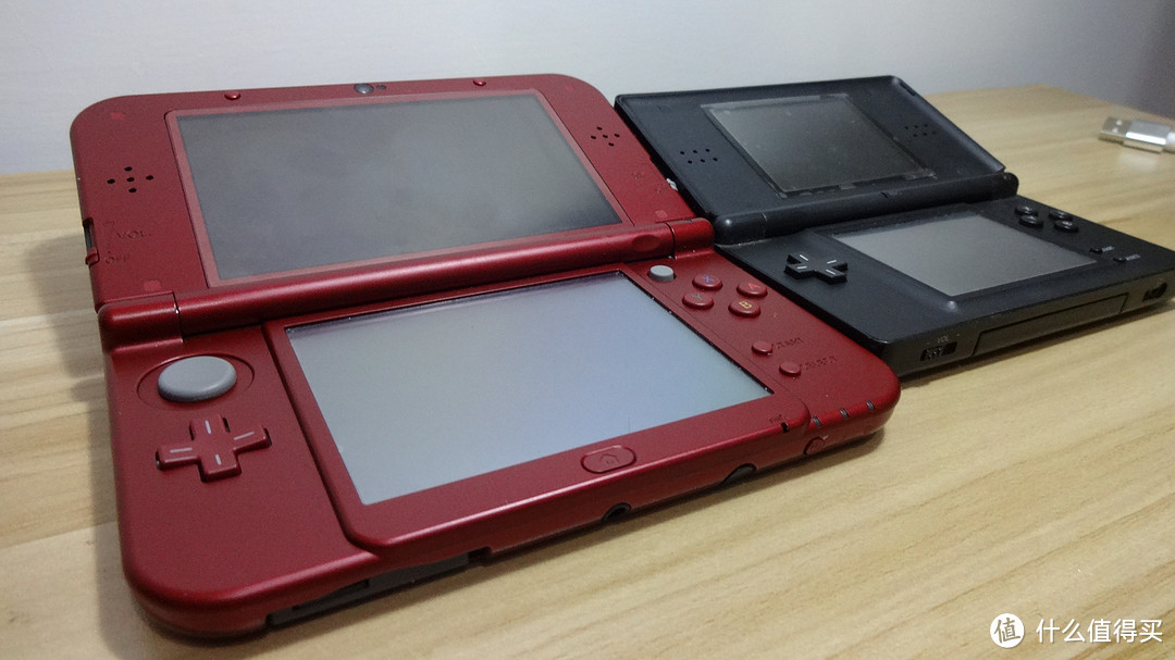 Nintendo初代与末代双屏，任天堂NDSL与New3DSLL