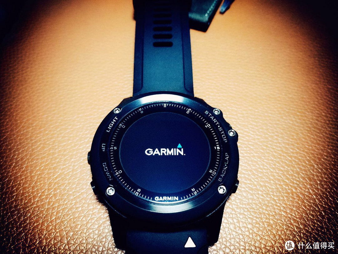 旗舰与入门纵向评测：GARMIN 佳明 Fenix3HR DLC vs Vivoactive HR