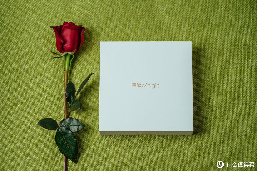 拆一份来自未来的快递，honor 荣耀 Magic 使用评测