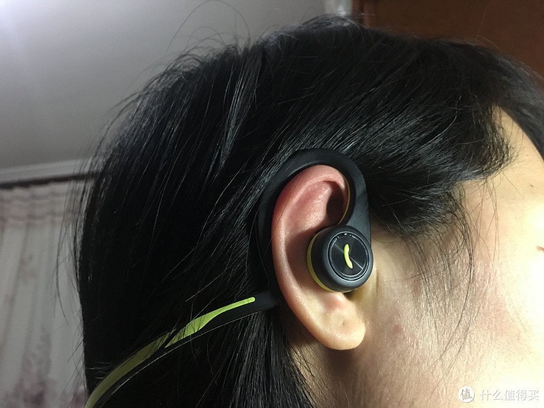 事儿妈耳朵的福音——Plantronics 缤特力 BackBeat FIT运动耳机