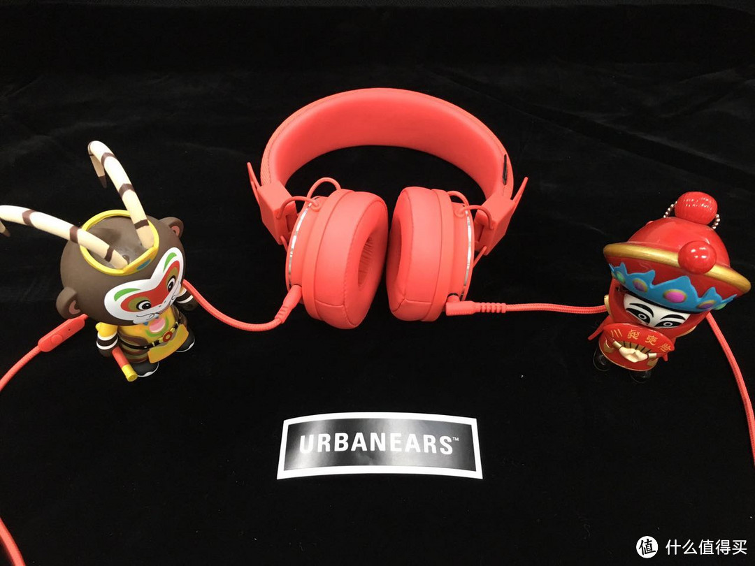 买了个红色耳机当年货，Urbanears Plattan 2番茄红