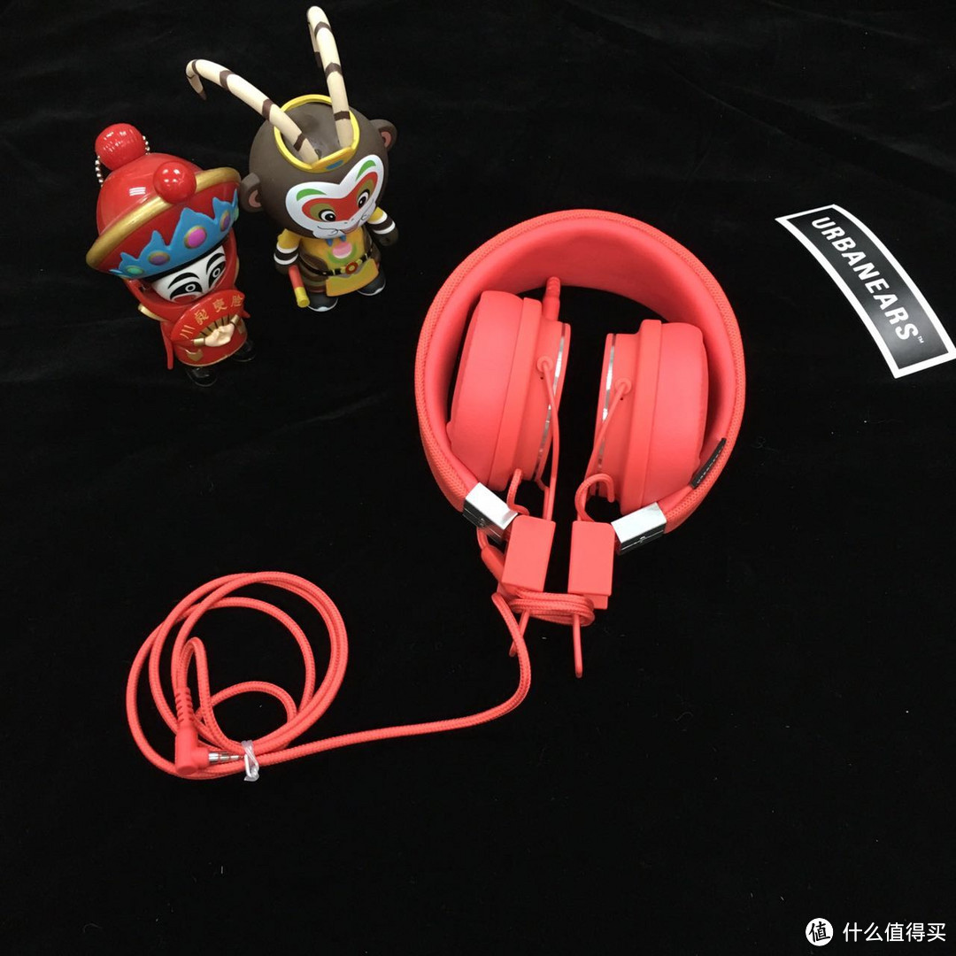 买了个红色耳机当年货，Urbanears Plattan 2番茄红