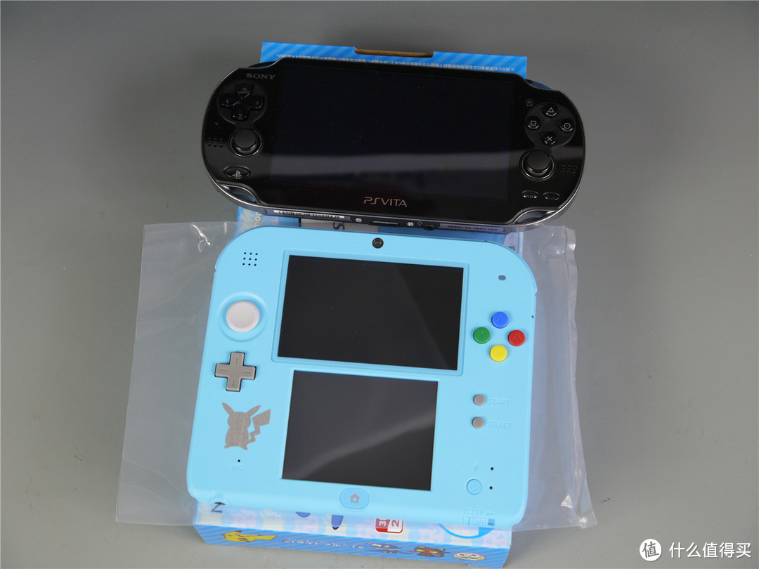 Nintendo 任天堂 2DS 《精灵宝可梦 太阳月亮》限定版