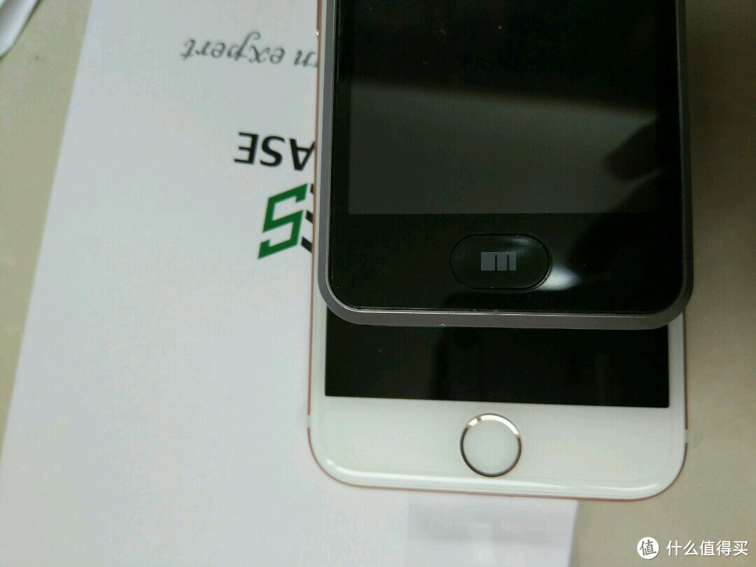 2016年最强旗舰iPhone 7开箱测试（对决国产神机魅族M8入箱珍藏）