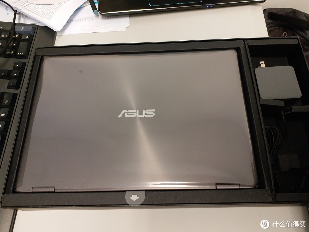 让媳妇工作更轻松——新年礼物 ASUS UX360CA 笔记本 简单开箱