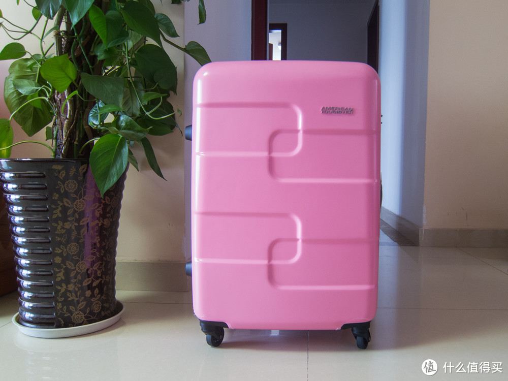 买个 AMERICAN TOURISTER 美旅拉杆箱（24寸）回家过春节