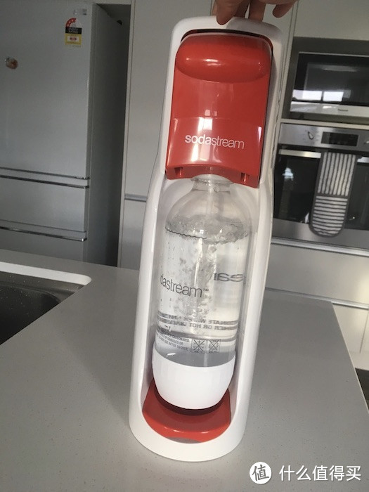 低碳的高碳生活方式：SodaStream 碳酸汽水机