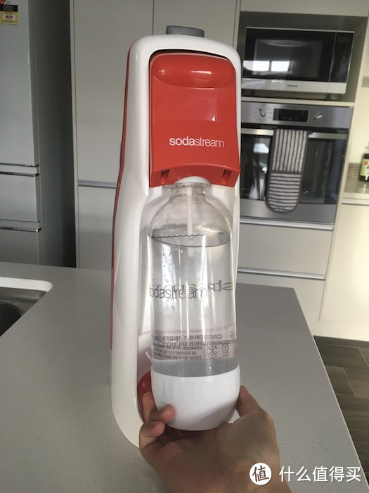 低碳的高碳生活方式：SodaStream 碳酸汽水机