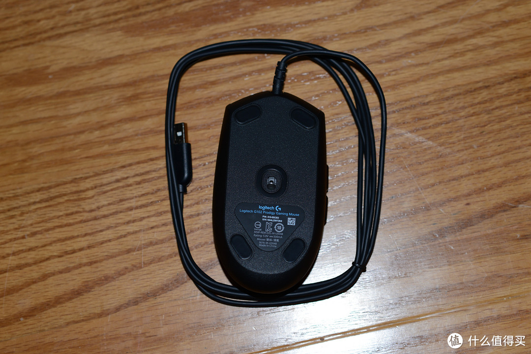 Logitech G102，出彩的轻量级鼠标——朕值到了