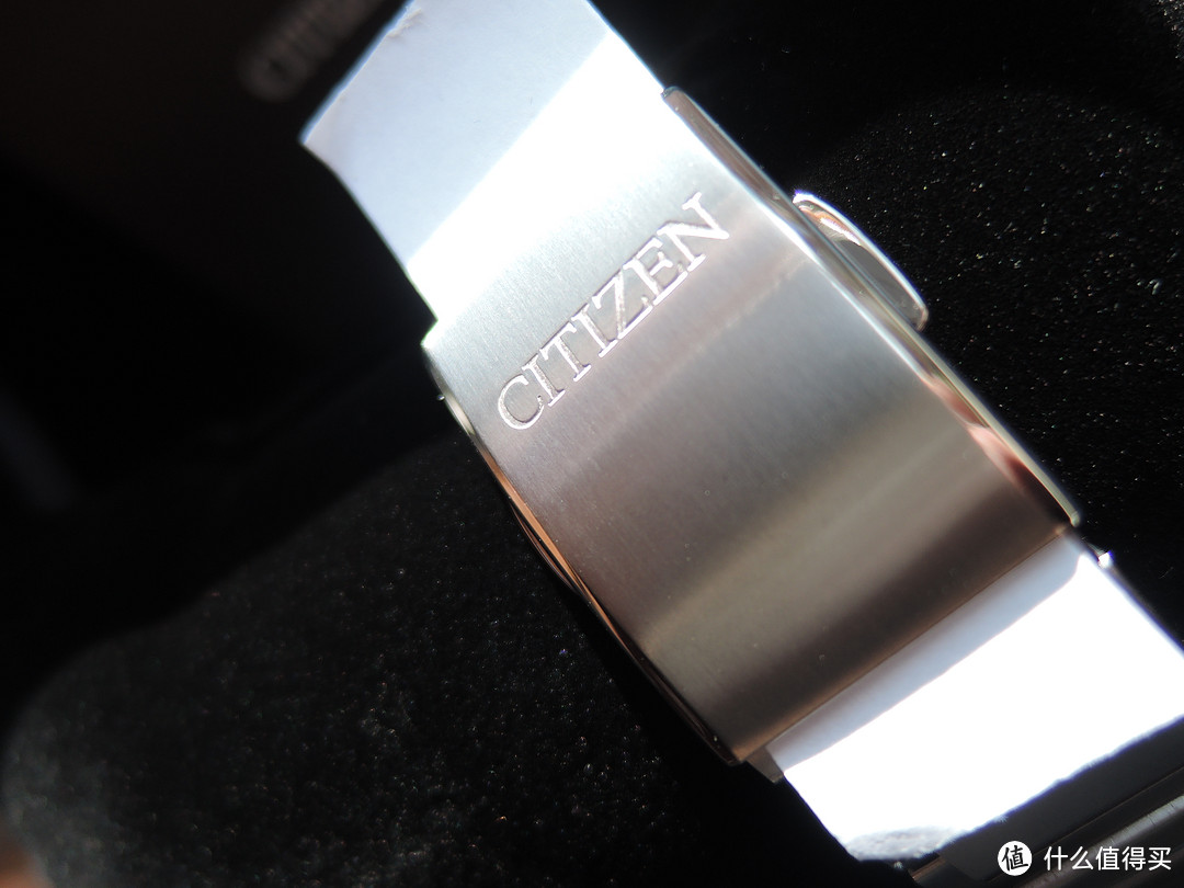 我的第三块表——CITIZEN 西铁城 CB3010-57E钛合金光动能电波表