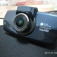 凯立德 C326 行车记录仪外观展示(镜头|扬声器|按键|指示灯)