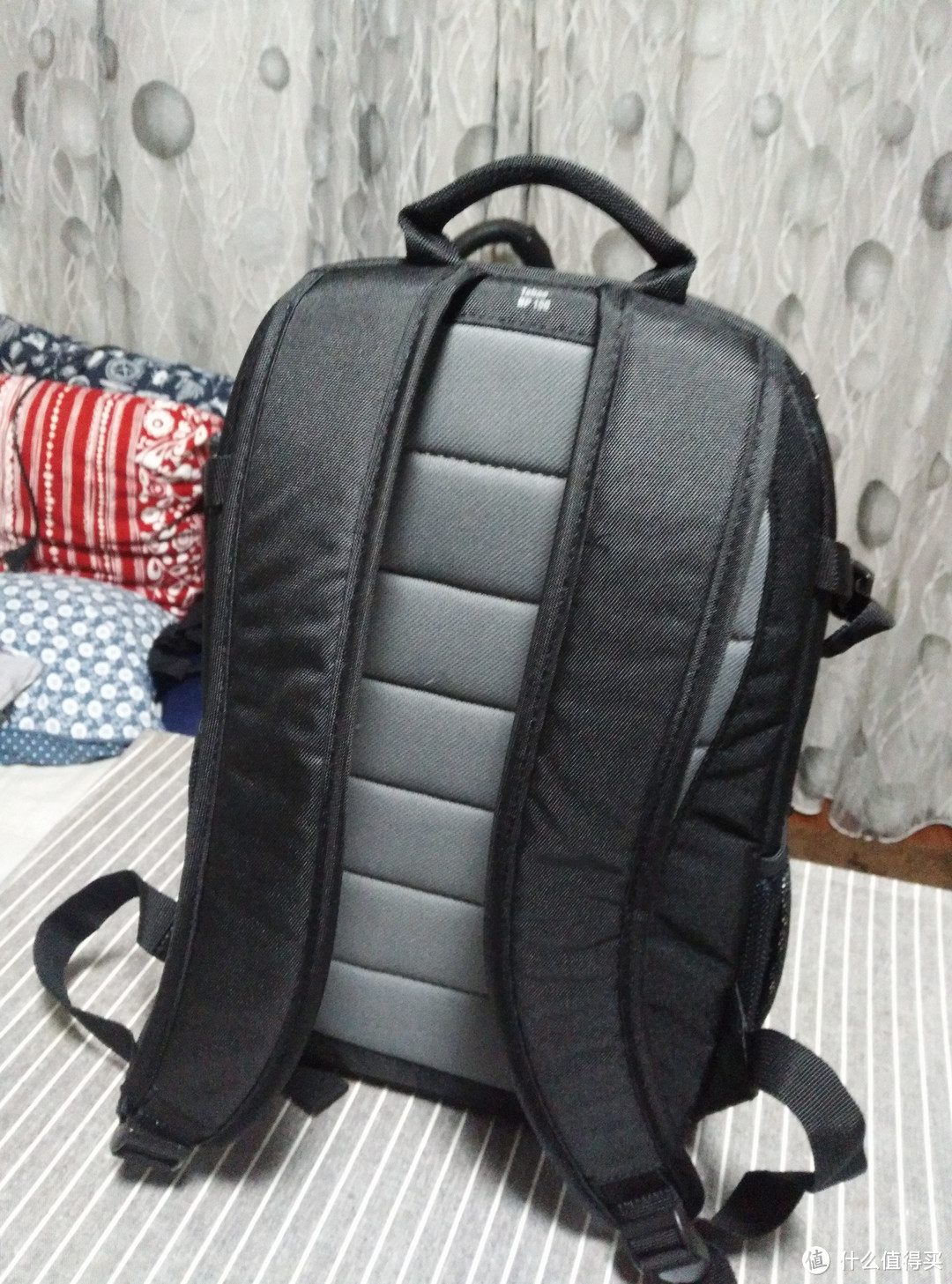 Lowepro 乐摄宝 Tahoe BP 150轻型双肩摄影包开箱晒物及简单使用感受