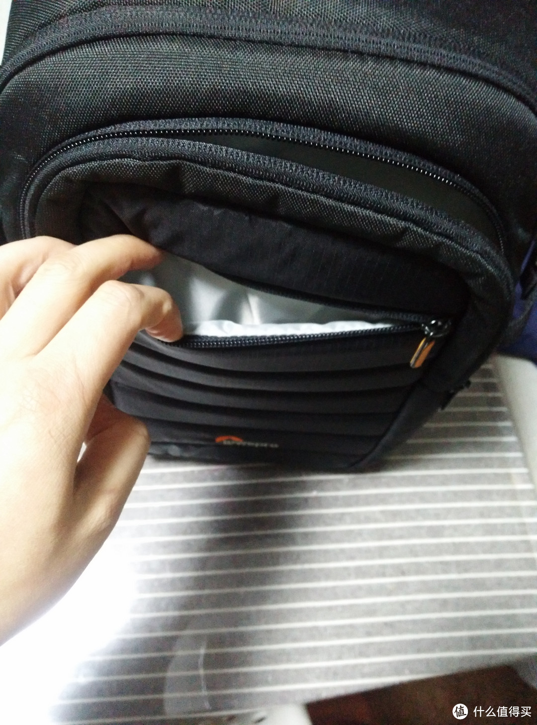 Lowepro 乐摄宝 Tahoe BP 150轻型双肩摄影包开箱晒物及简单使用感受