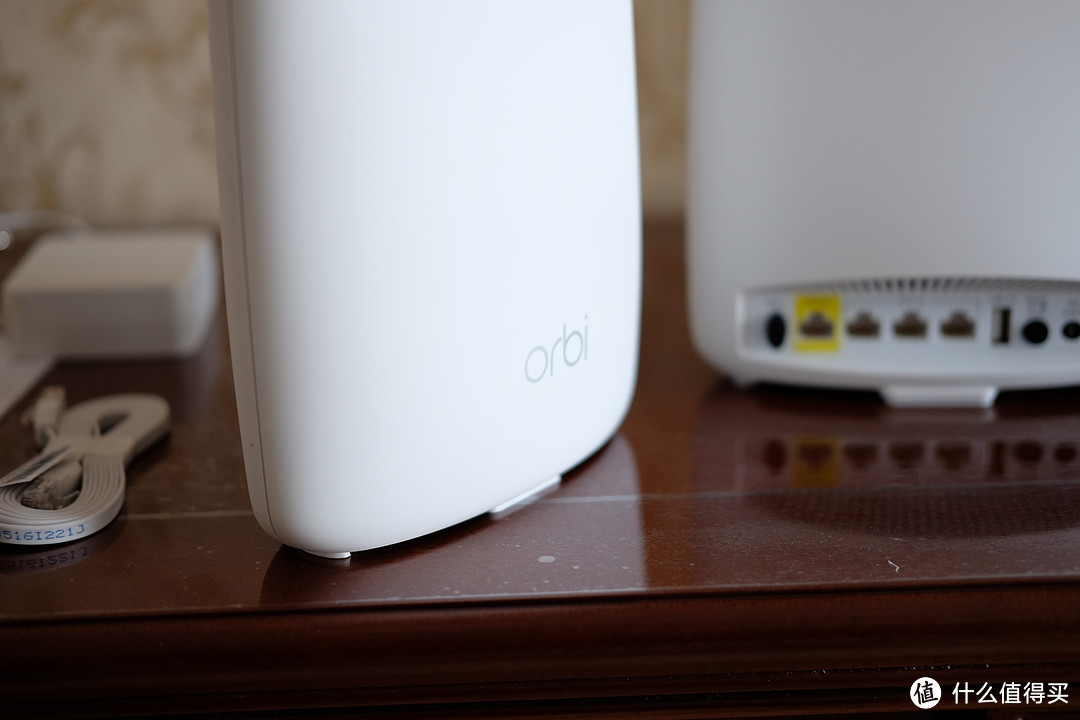 初见路由器的奥秘 — NETGEAR 美国网件 Orbi 奥秘 智慧分身多路由器 开箱