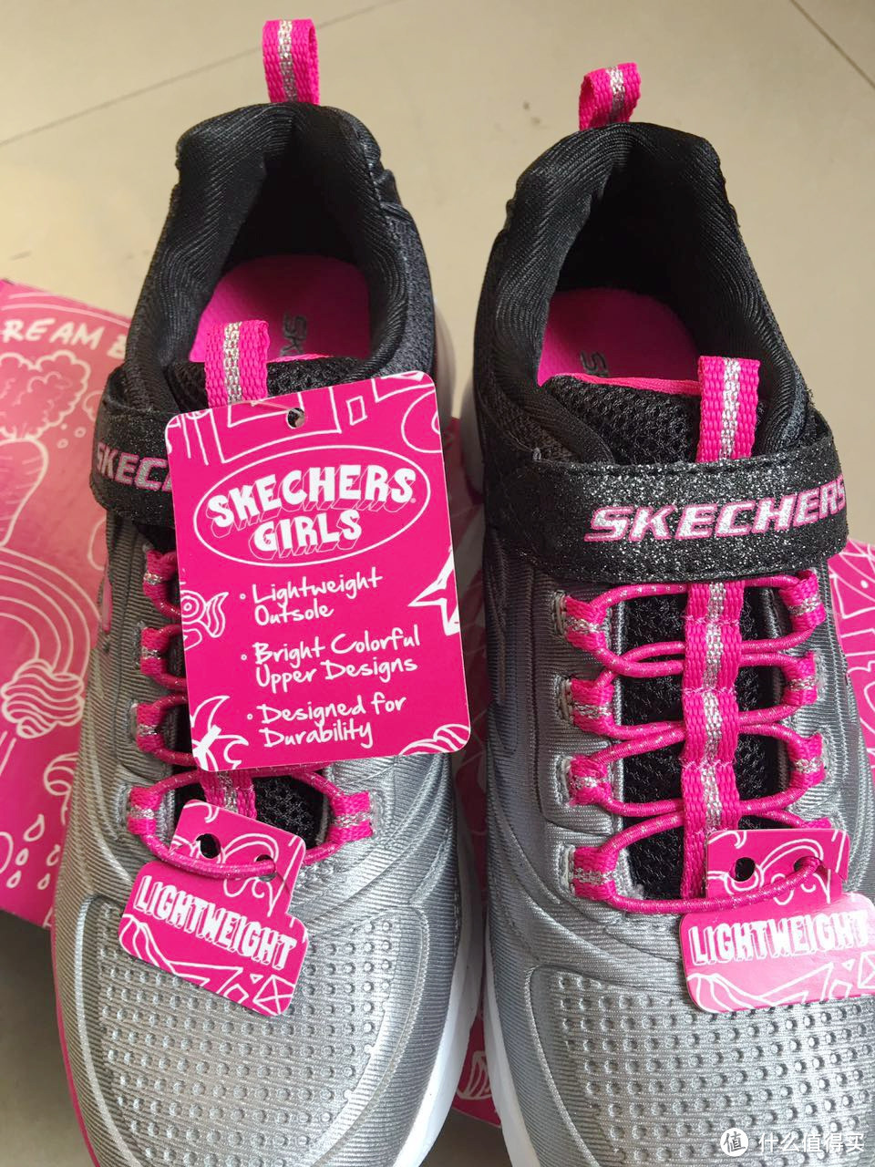 早起是为了晒单，给女儿储备的Skechers 运动鞋！