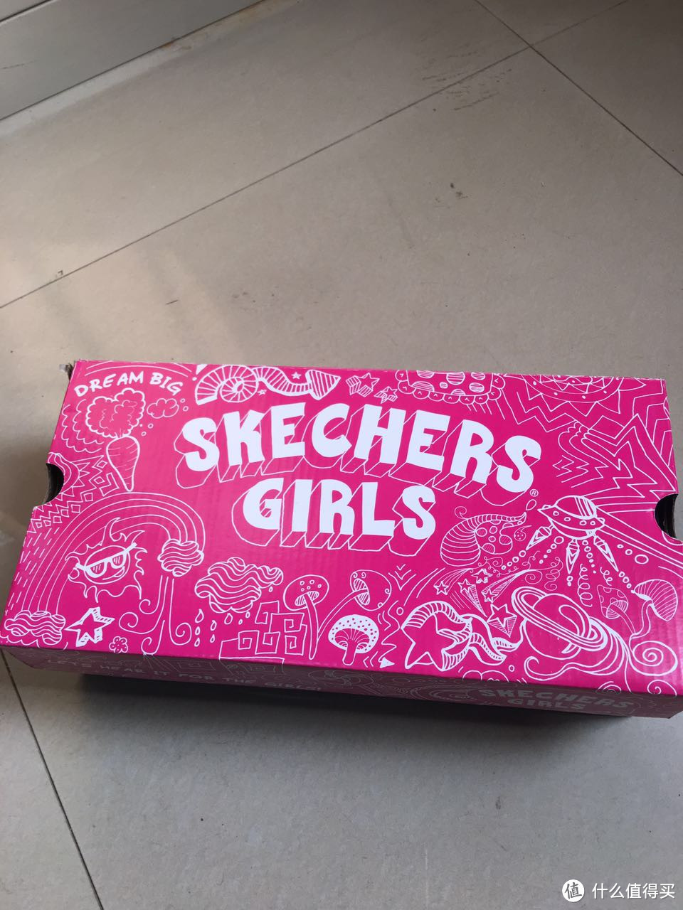 早起是为了晒单，给女儿储备的Skechers 运动鞋！