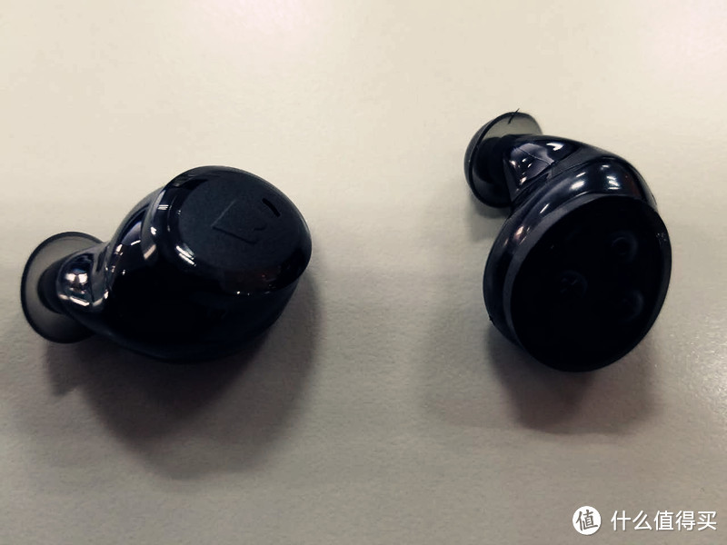 AirPods劲敌，Bragi The Headphone 无线蓝牙耳机 开箱及简单使用感受