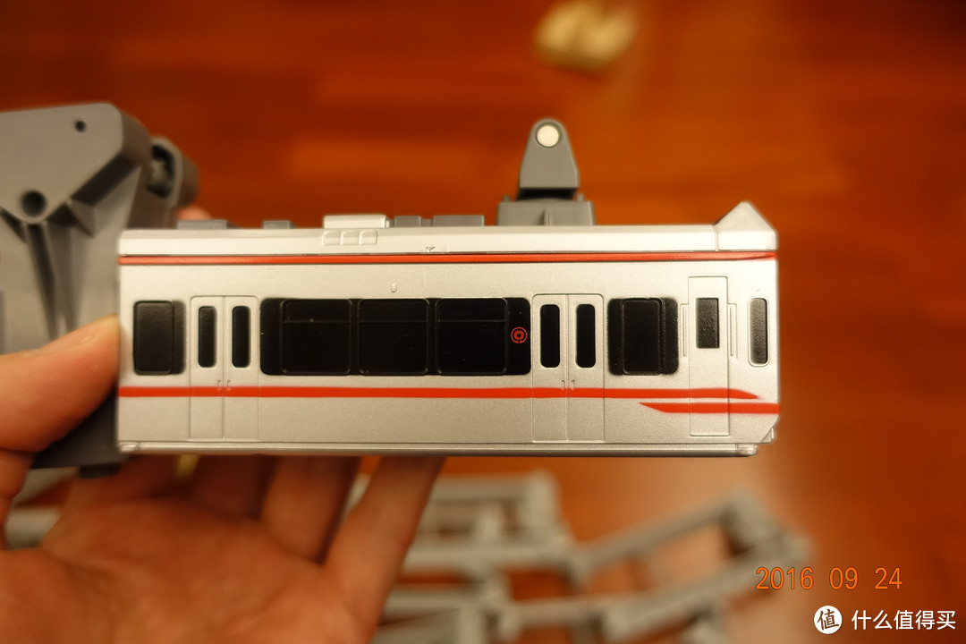 TOMY湘南单轨电车模型-Tomy Plarail Shonan Monorail 5000 Red line set