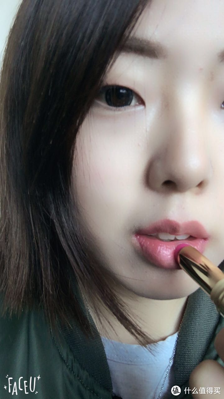 亮瞎眼的紫色唇膏原来上色如此美丽——MAXFACTOR 蜜丝佛陀恒彩润泽锁色唇膏