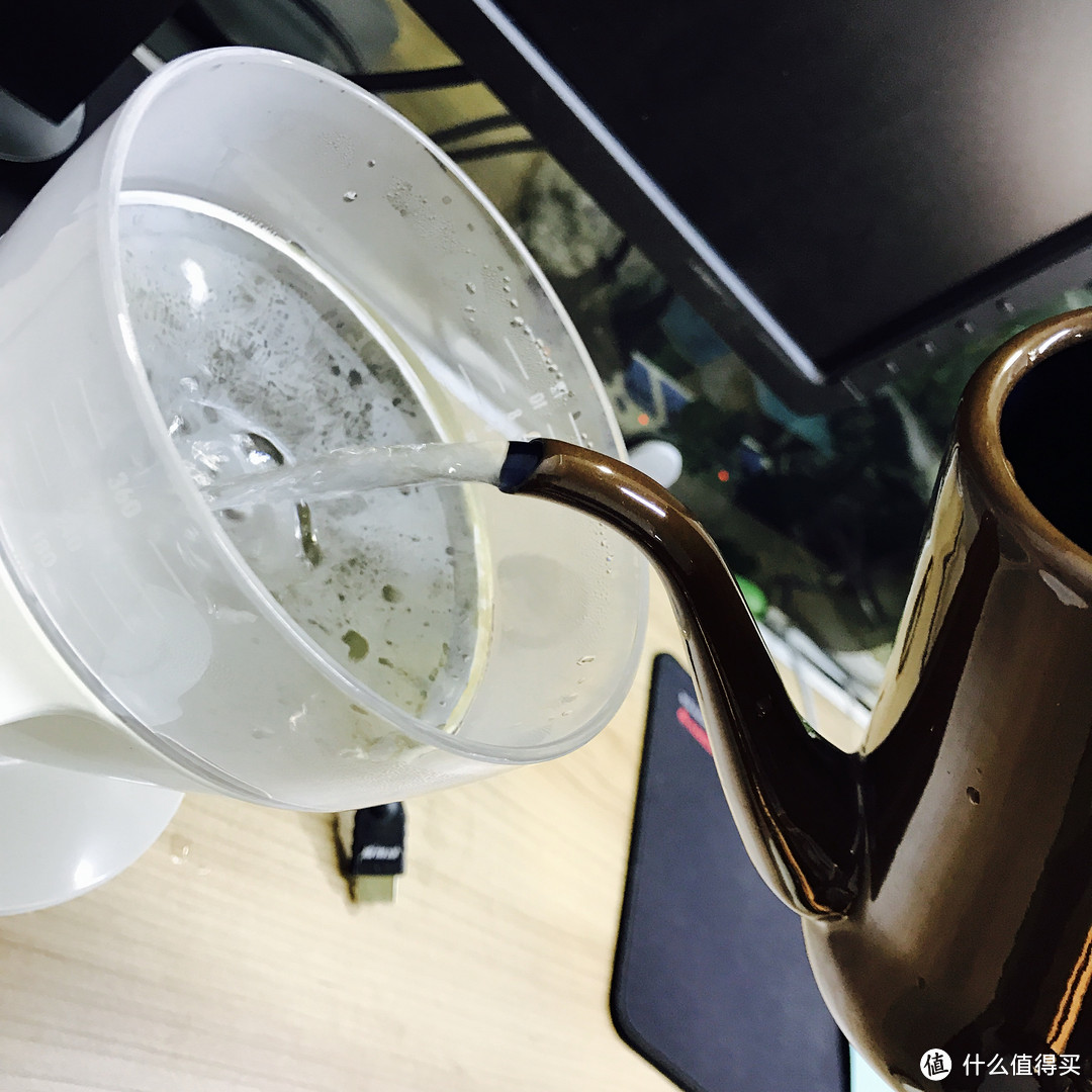 CNET年度手冲推荐只要16刀! OXO多孔注水咖啡滤杯评测