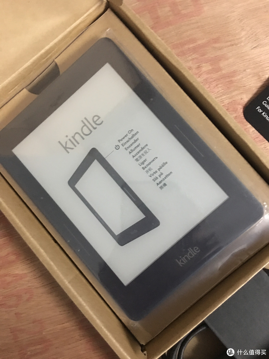 Amazon 亚马逊 Kindle Paperwhite 3 与voyage的一点点感受