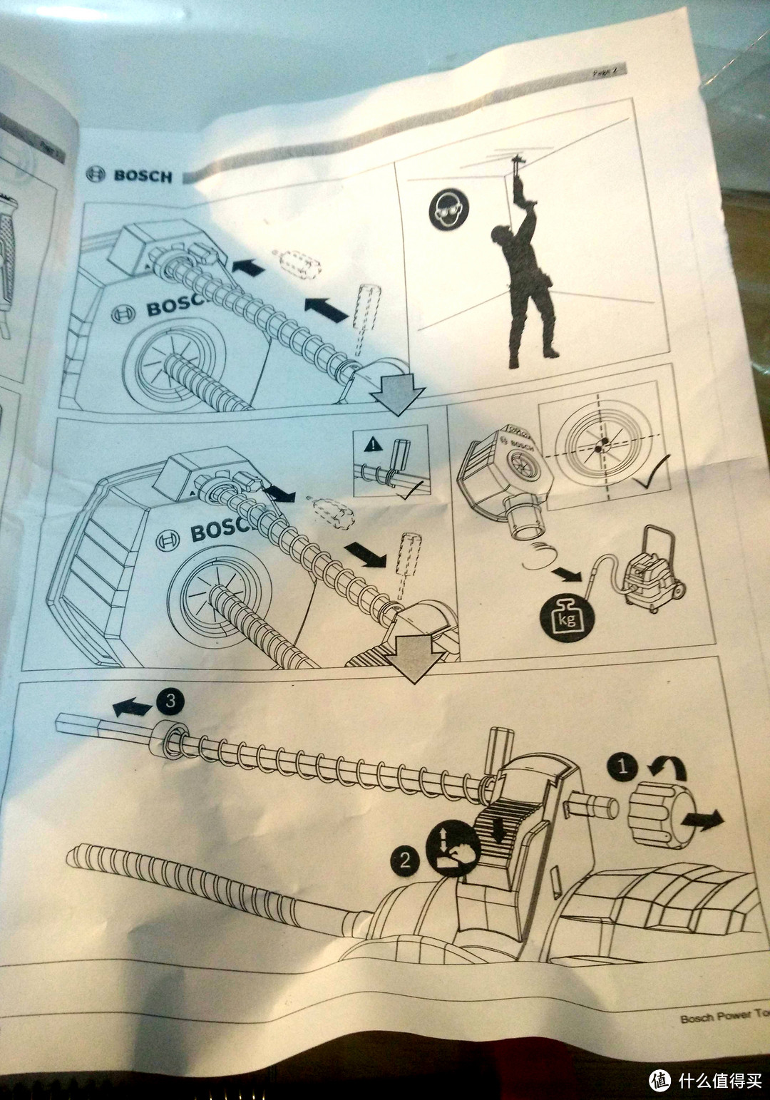 干净的打孔：Bosch 博世 GBH2-23 REA 集尘器