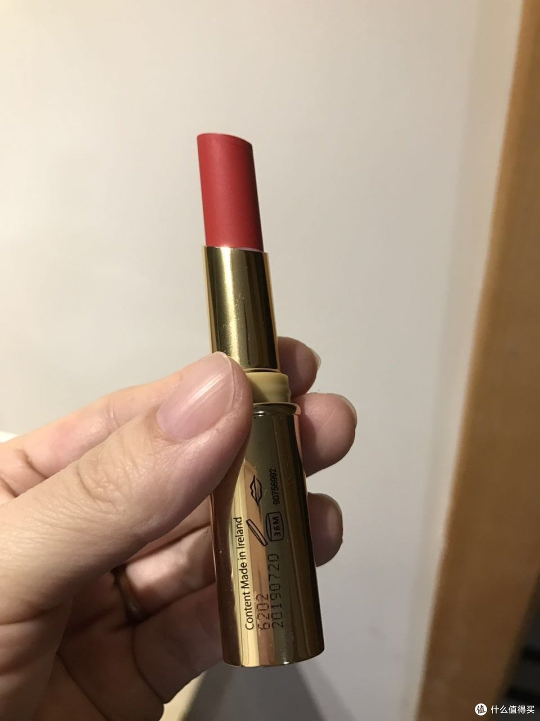 maxfactor 蜜丝佛陀 恒彩润泽锁色唇膏_口红_什么值得买
