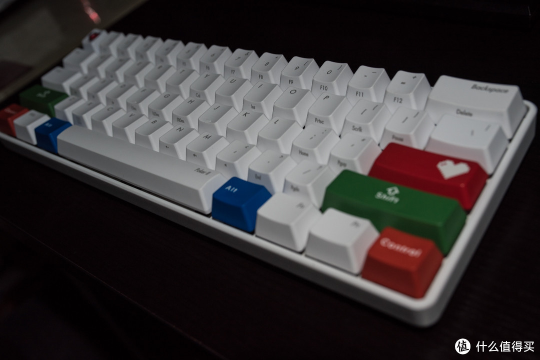 #本站首晒#一把可爱的小萝莉：iKBC 全新款 POKER II (Type C) 青轴 机械键盘