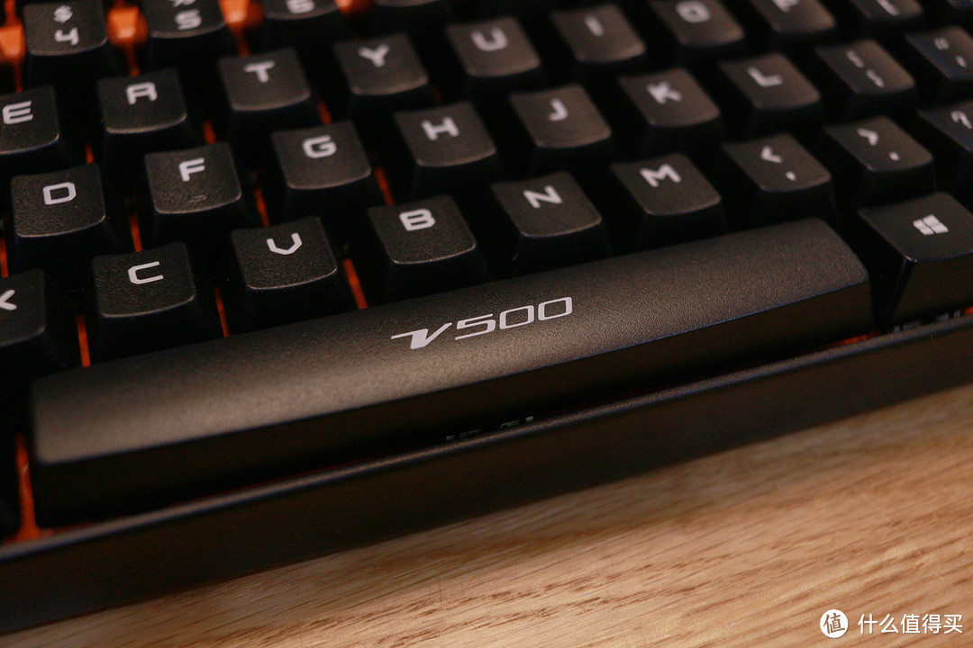 两款入门机械键盘：iKBC C87& 雷柏 V500 开箱简评