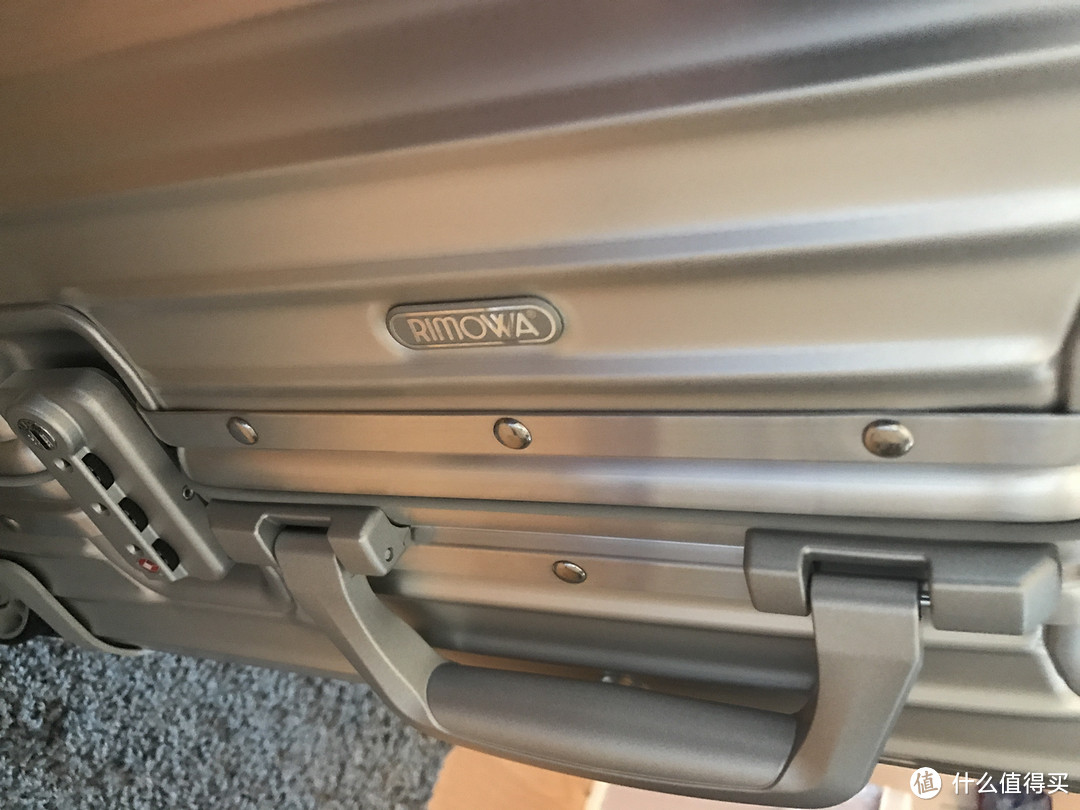 RIMOWA TOPAS 56 拉杆箱