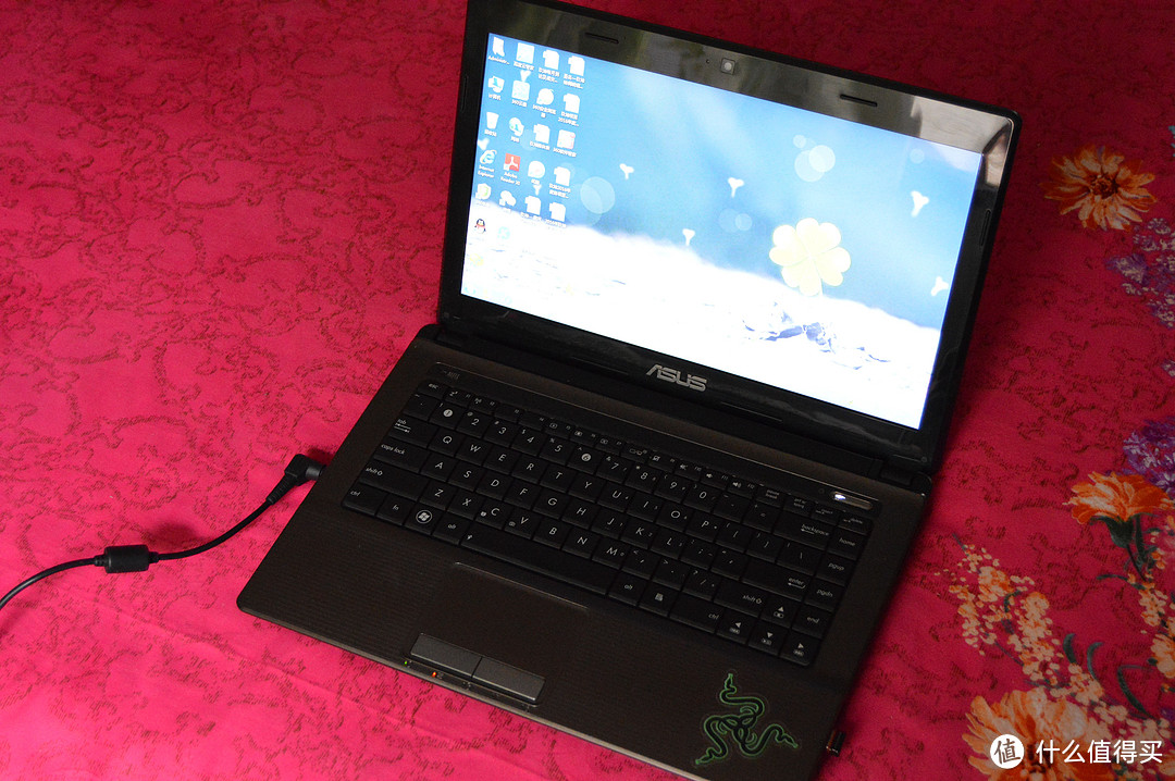 2011年入的华硕笔记本电脑更换闲置SSD硬盘作业