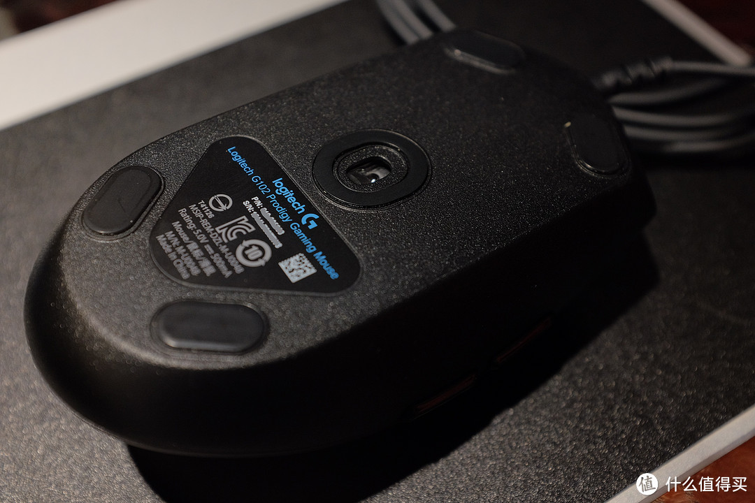 优秀的入门小尺寸鼠标—— Logitech 罗技 G102 Prodigy 游戏鼠标
