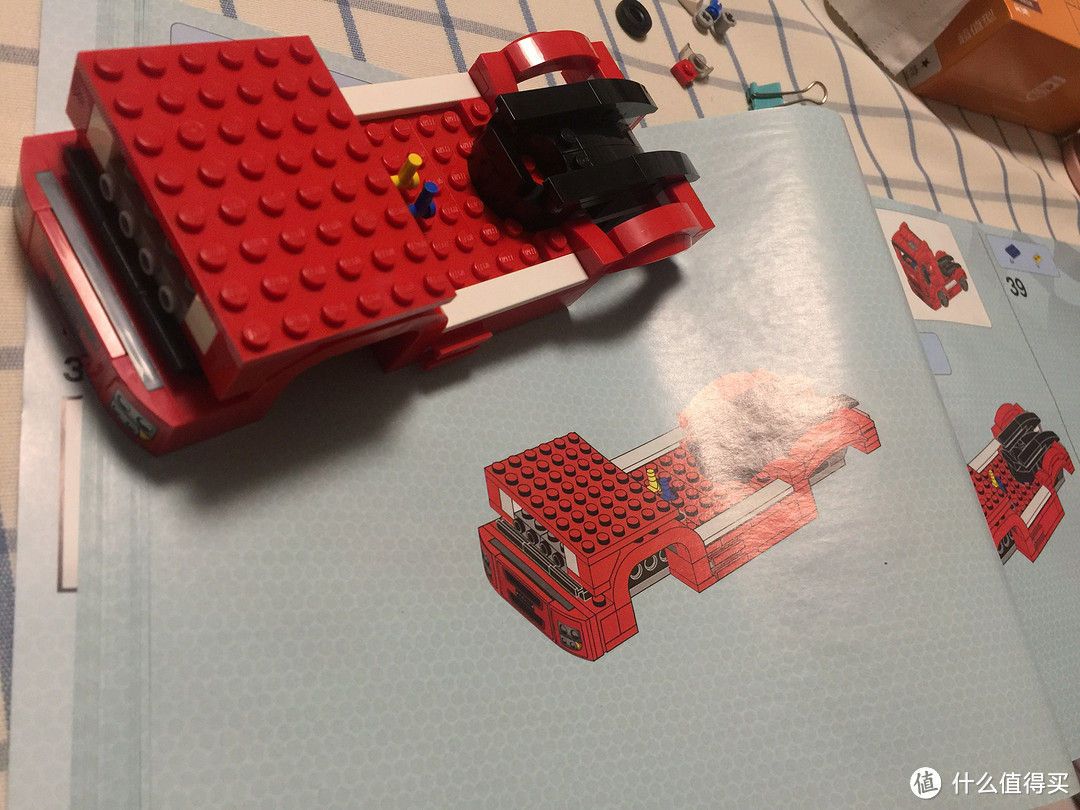 一眼就喜欢上的 LEGO 乐高 75913 F14 T & Scuderia 法拉利重卡