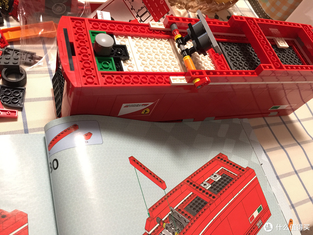 一眼就喜欢上的 LEGO 乐高 75913 F14 T & Scuderia 法拉利重卡