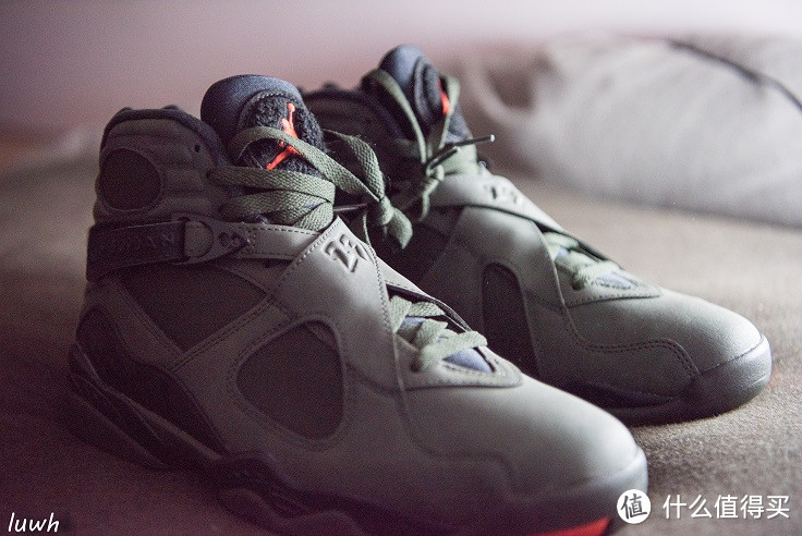 军锋来袭：AIR JORDAN 8 retro “Take Flight” 男子篮球鞋 开箱