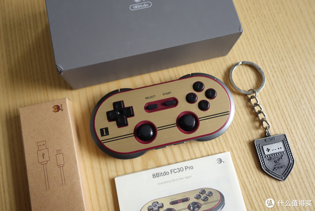 买个手柄玩FC游戏！ 8BITDO 八位堂 FC30 PRO 无线蓝牙手柄 简单晒单