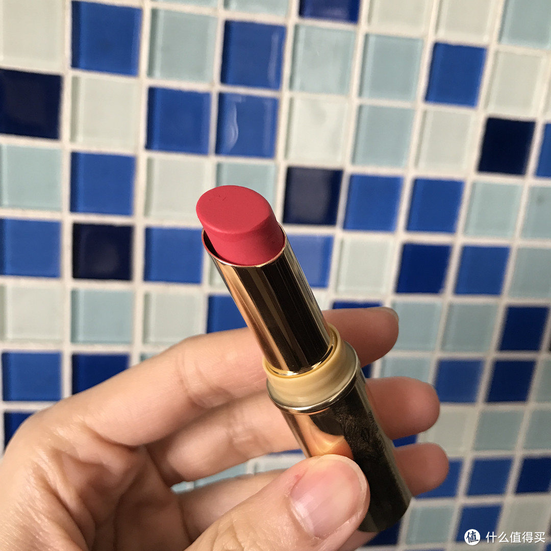 灾难般的MAXFACTOR 蜜丝佛陀 恒彩润泽锁色唇膏 评测