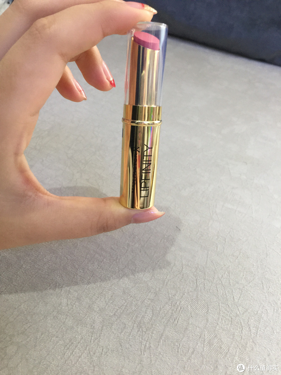 张大妈的新年礼：MAXFACTOR 蜜丝佛陀 恒彩润泽锁色唇膏