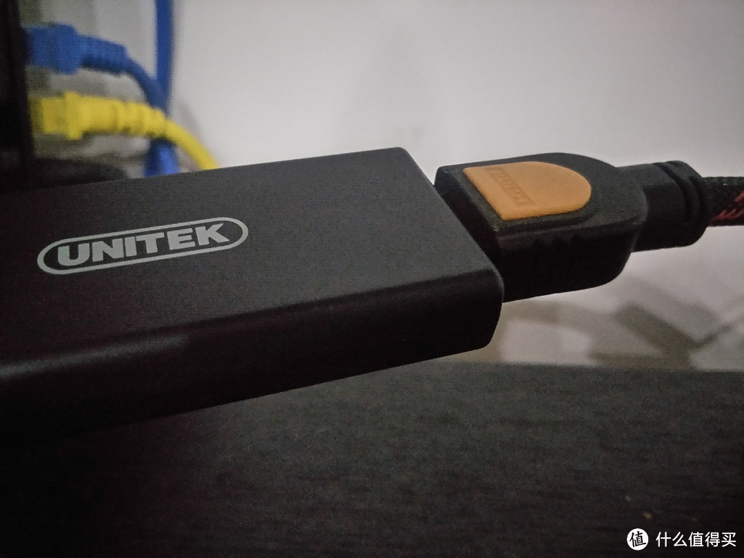 我觉得我还可以再抢救一下：UNITEK 优越者 VGA转HDMI 高清转换线