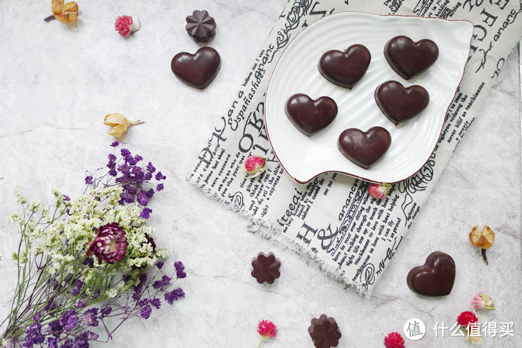 情人节，不如亲手做一份巧克力甜品来表白吧！