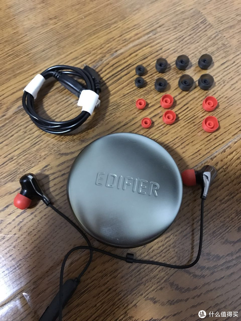 论穷屌如何优雅的使用水果7——漫步者 EDIFIER 无线入耳式运动耳机评测报告