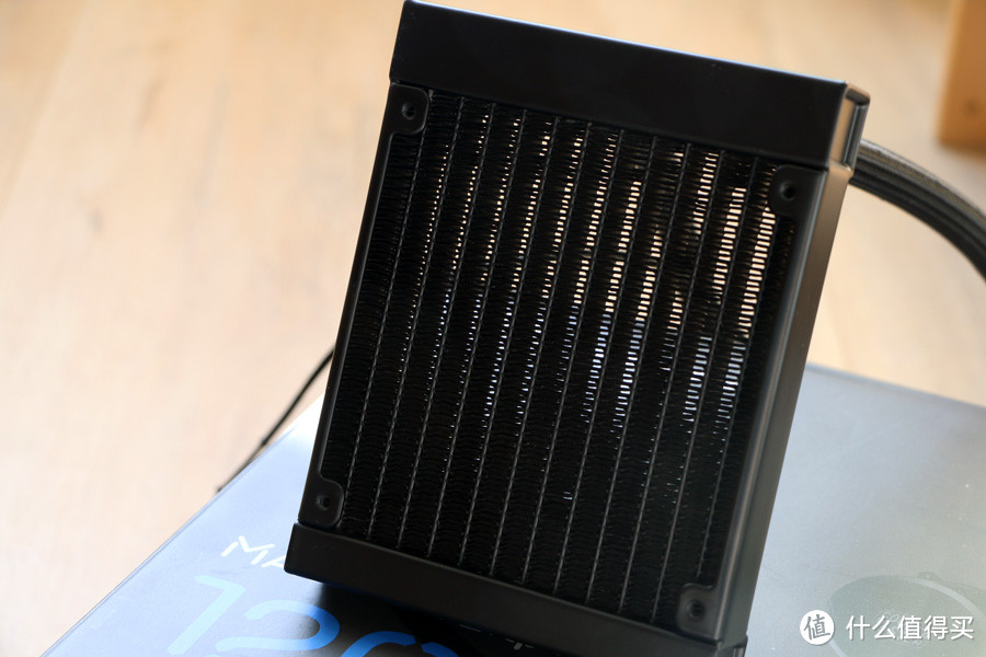 一体式水冷新贵：COOLERMASTER 酷冷至尊 MasterLiquid120 水冷散热器 开箱