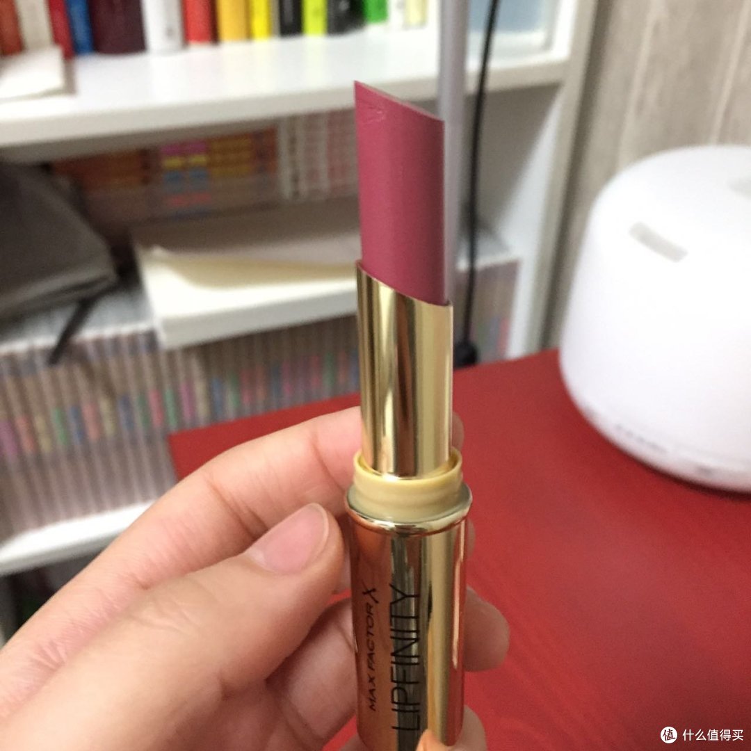 #美妆推荐#超棒的一款口红 MAXFACTOR 蜜丝佛陀 恒彩润泽锁色唇膏
