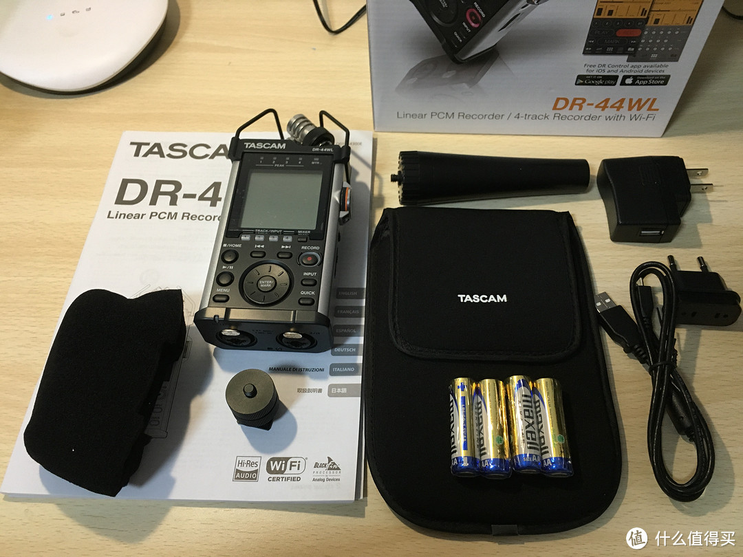 新玩具 TASCAM DR-44WL 录音笔 开箱