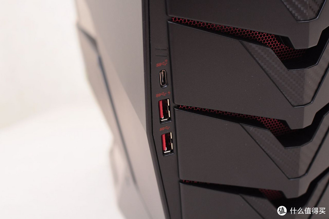 终于有年终奖了，帮壕友买的新年礼物：MSI 微星 Aegis x3主机 小晒